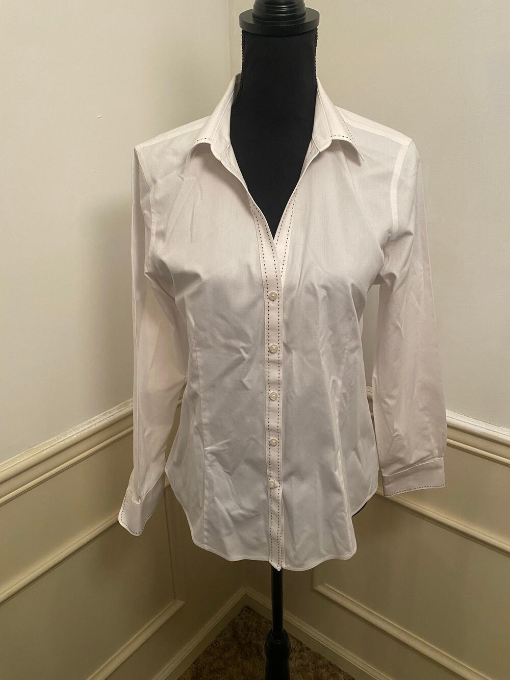 Brooks Brothers 1818 Women's White Black Detail Fitted Non-Iron Cotton Shirt